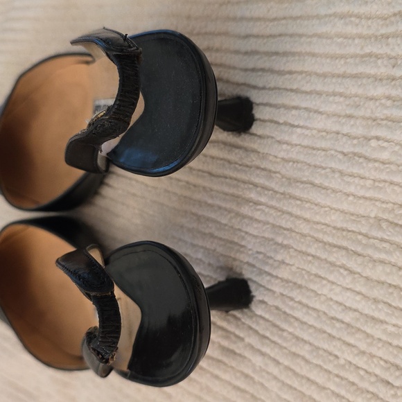 Manolo Blahnik Leather heels - Picture 5 of 14